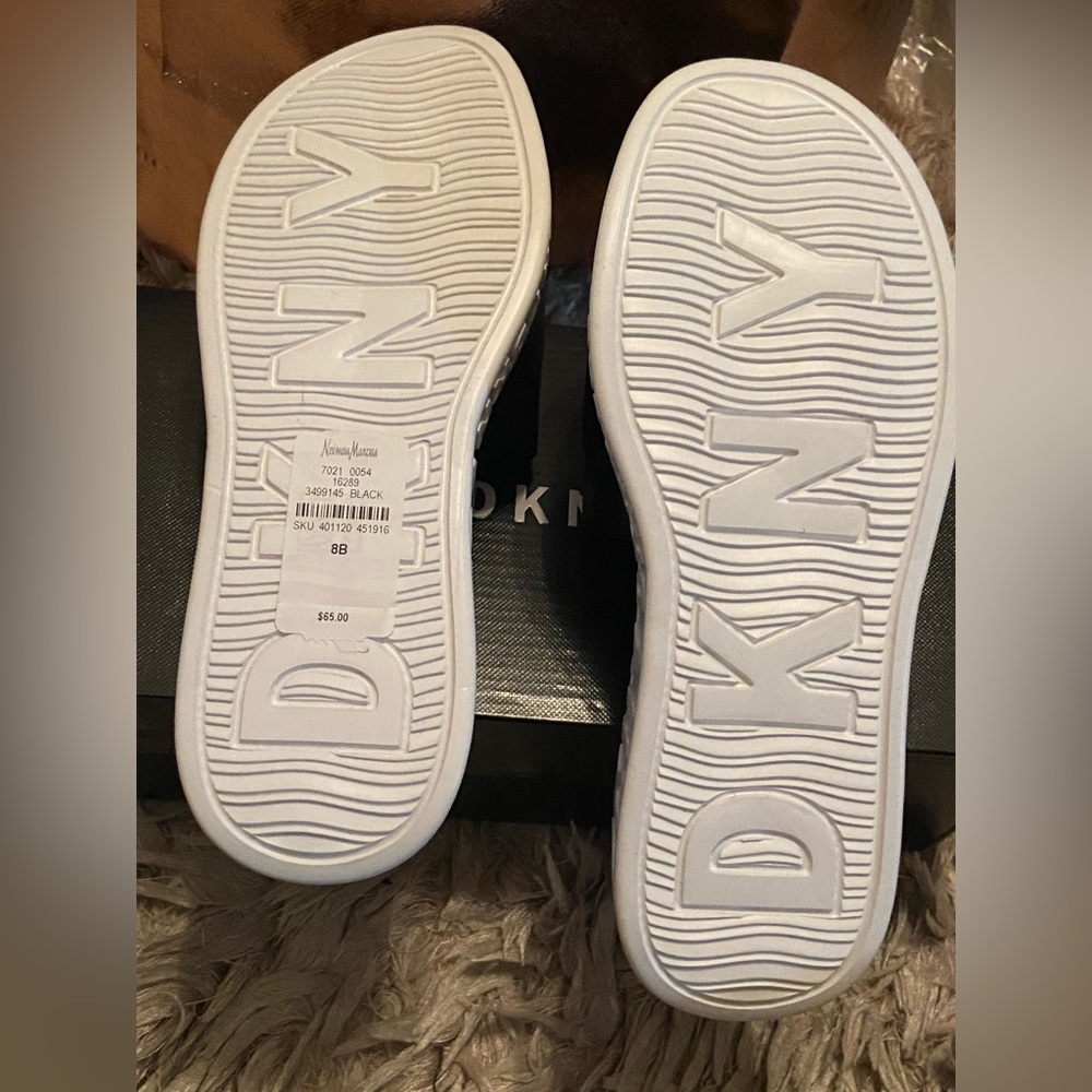 Donna Karan sandals, brand new - Picture 2 of 6